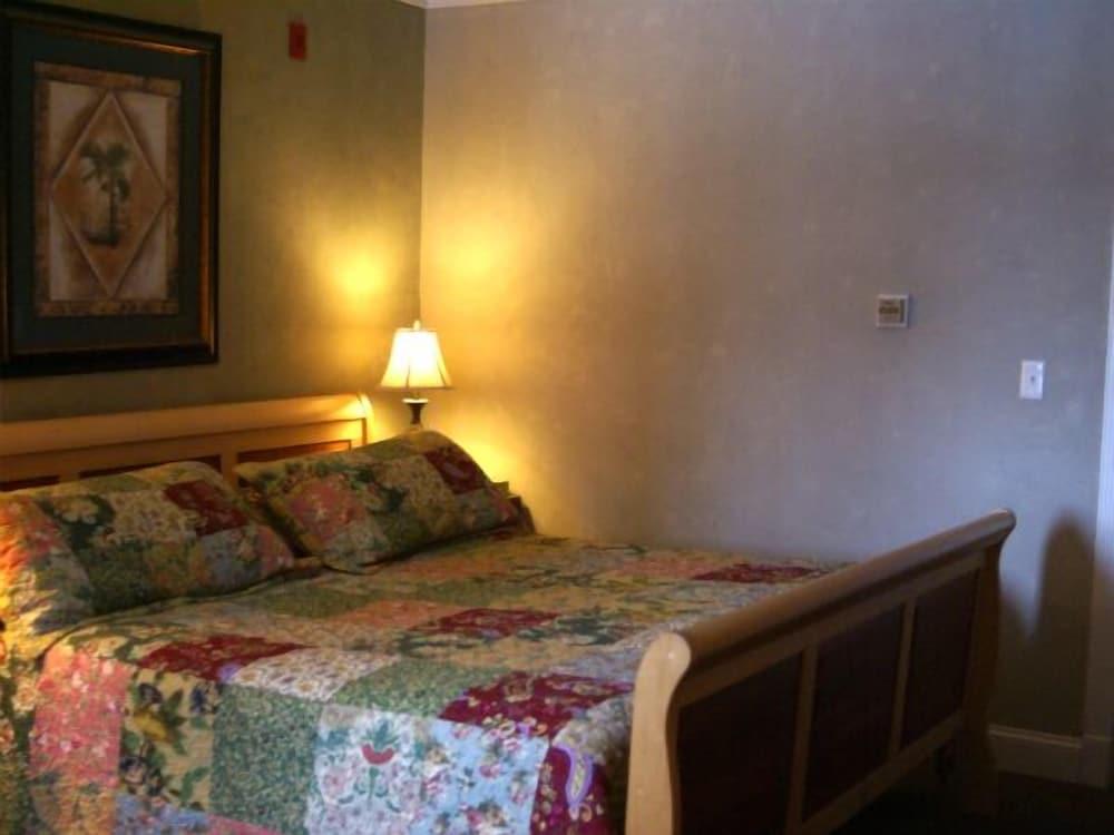 The Jay Village Inn photo 26
