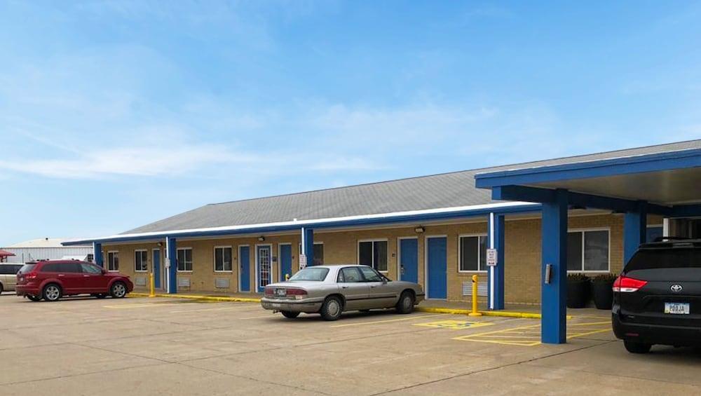Amber Inn Motel Le Mars — hotel in Le Mars