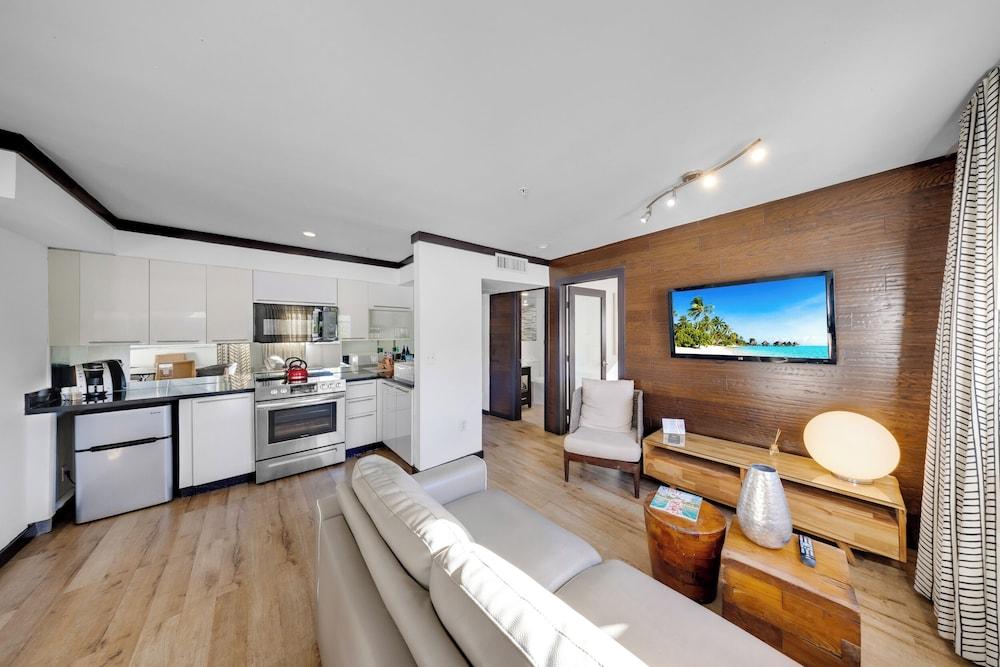 The Coastal Retreat photo 1