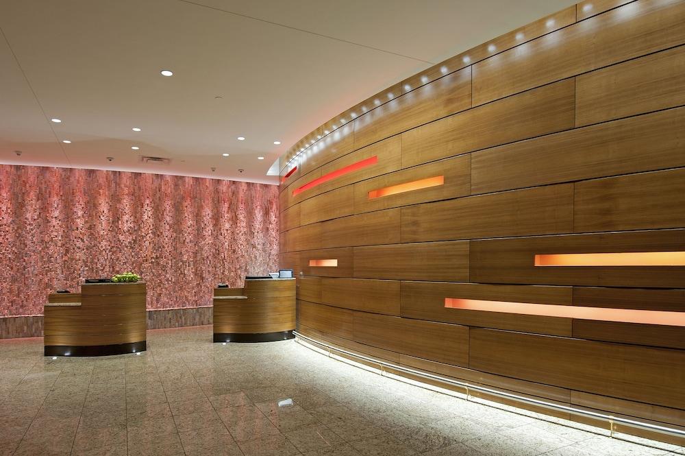 Radisson Plaza Hotel at Kalamazoo Center photo 80