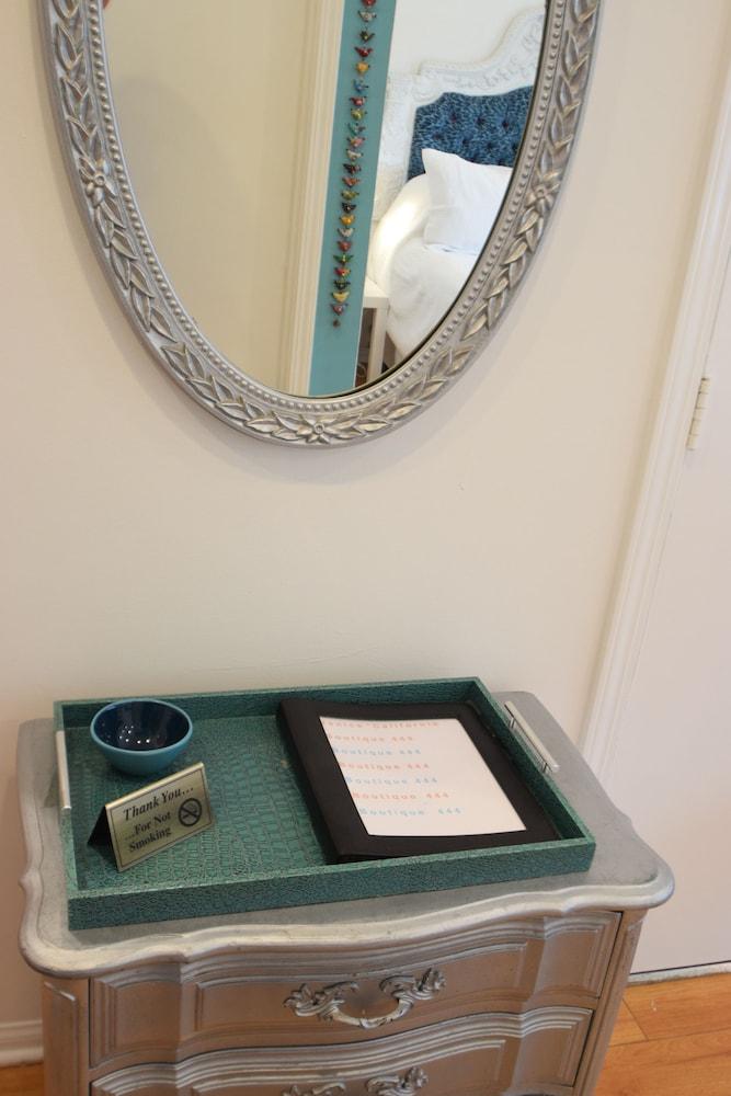 Boutique 444 photo 3