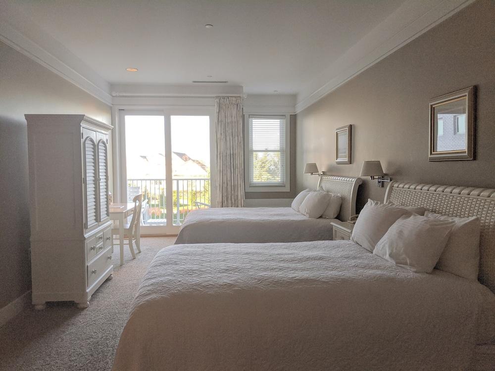 Village Suites Bay Harbor photo 33