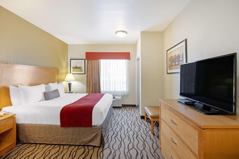 Best Western Plus Guymon Hotel & Suites photo 17