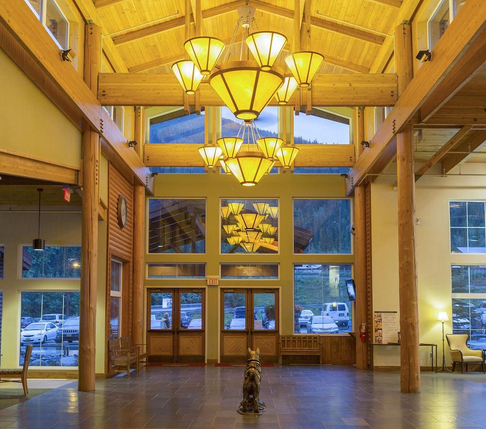 Holland America Denali Lodge photo 2