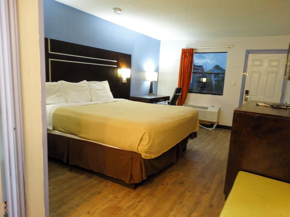 The Residency Inn photo 8