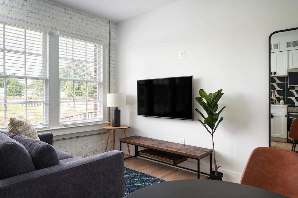Kasa Studio Revival Atlanta photo 48