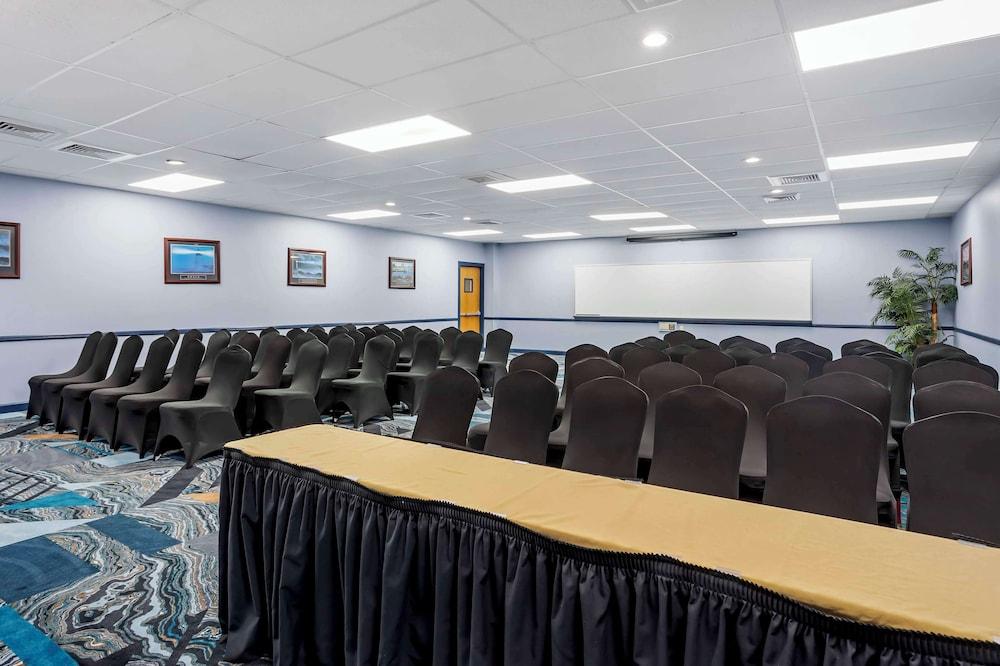 Best Western Rutgers University Hotel photo 45
