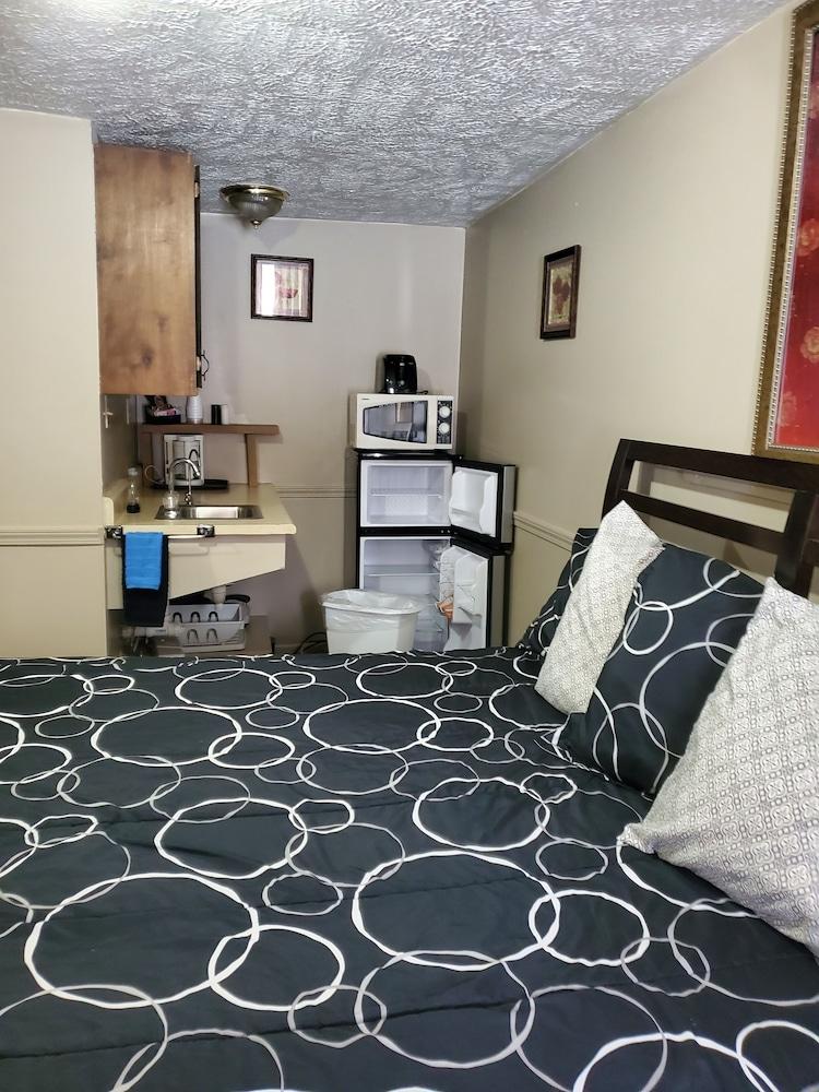 River Country Motor Lodge photo 37