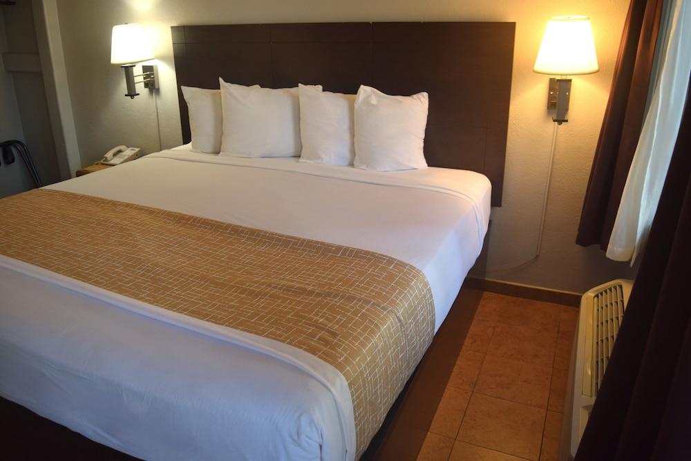 SF Central Hotel photo 3