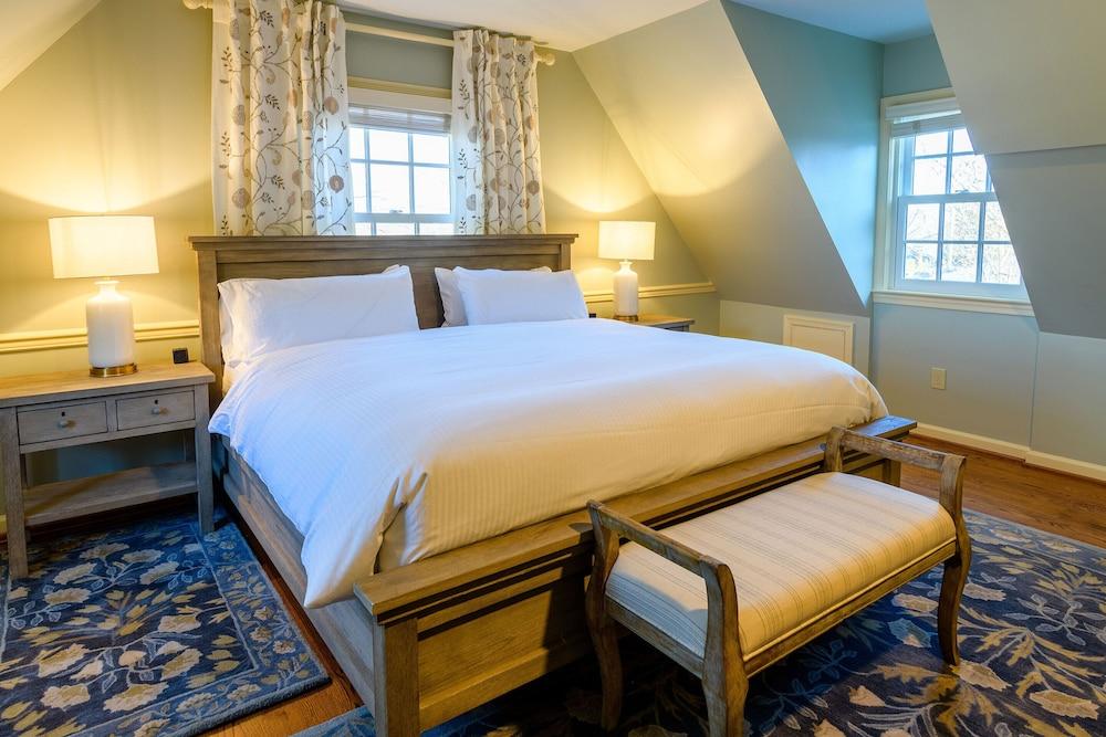The Red Fox Inn & Tavern photo 20