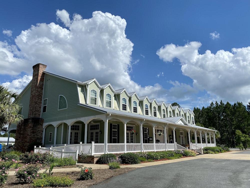 Blueberry Plantation Golf Resort photo 1
