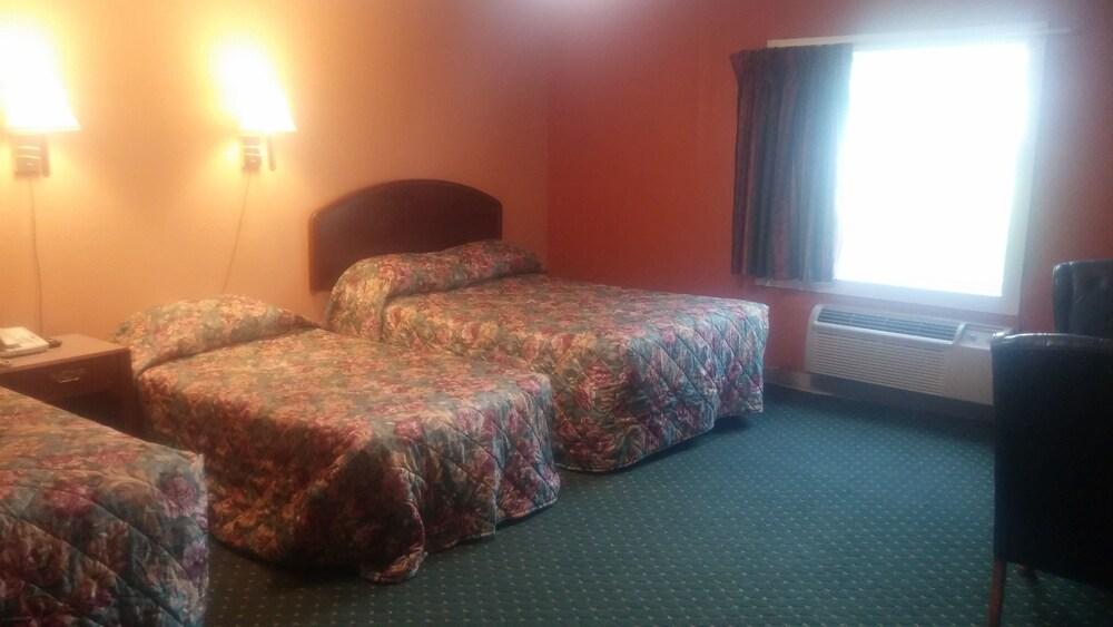 Budget Inn photo 14