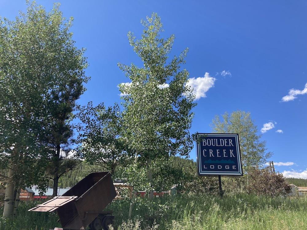 The Boulder Creek Lodge photo 32