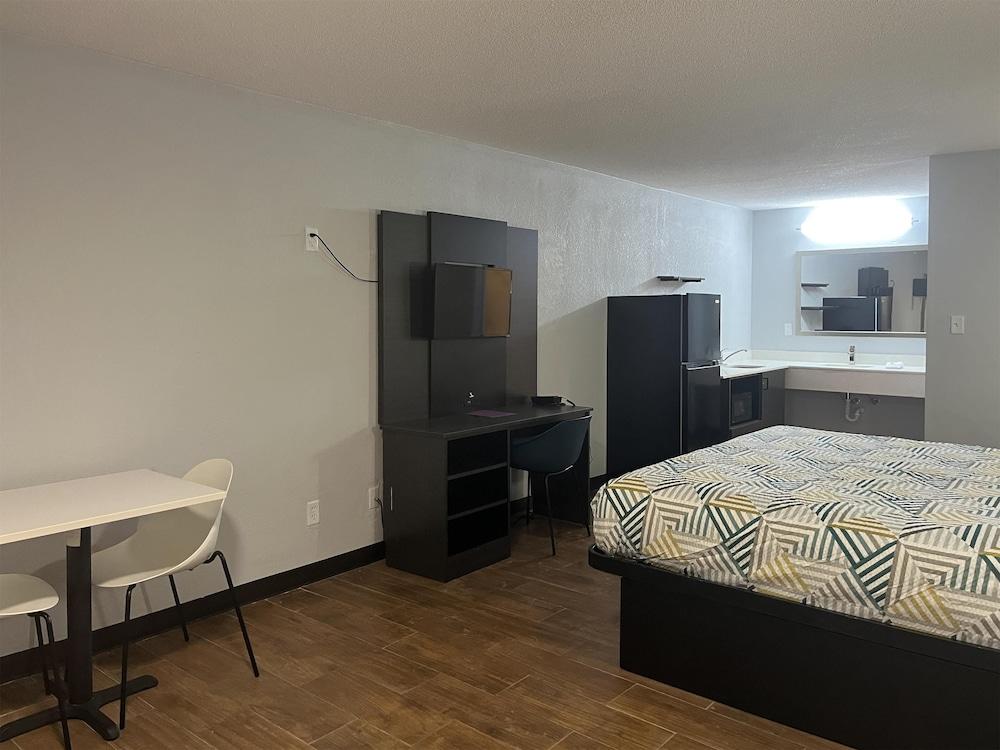 Studio 6 Suites Hurricane, Wv photo 6