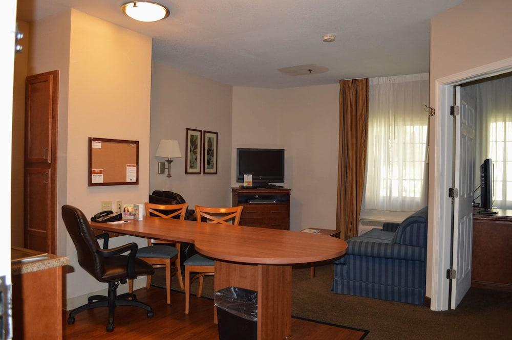 Candlewood Suites Augusta by IHG photo 9