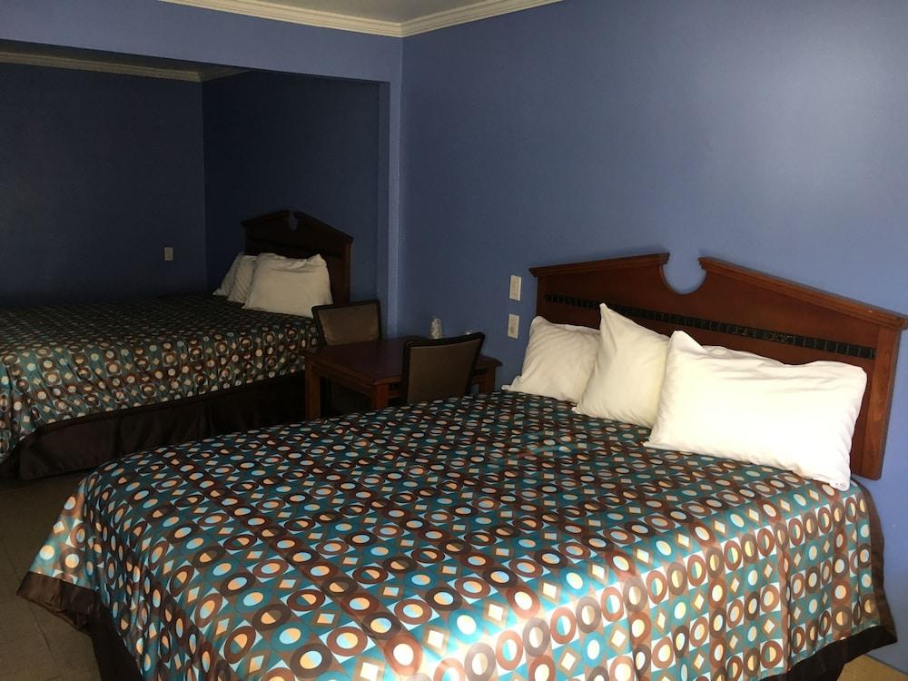 Ruby Motel photo 2