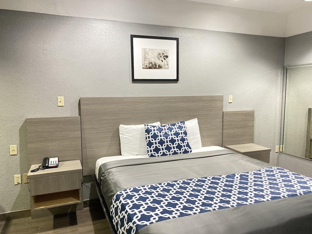 Island Suites photo 4