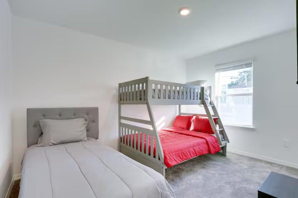 Palm Breeze Lux Stay - Port St. Lucie photo 4