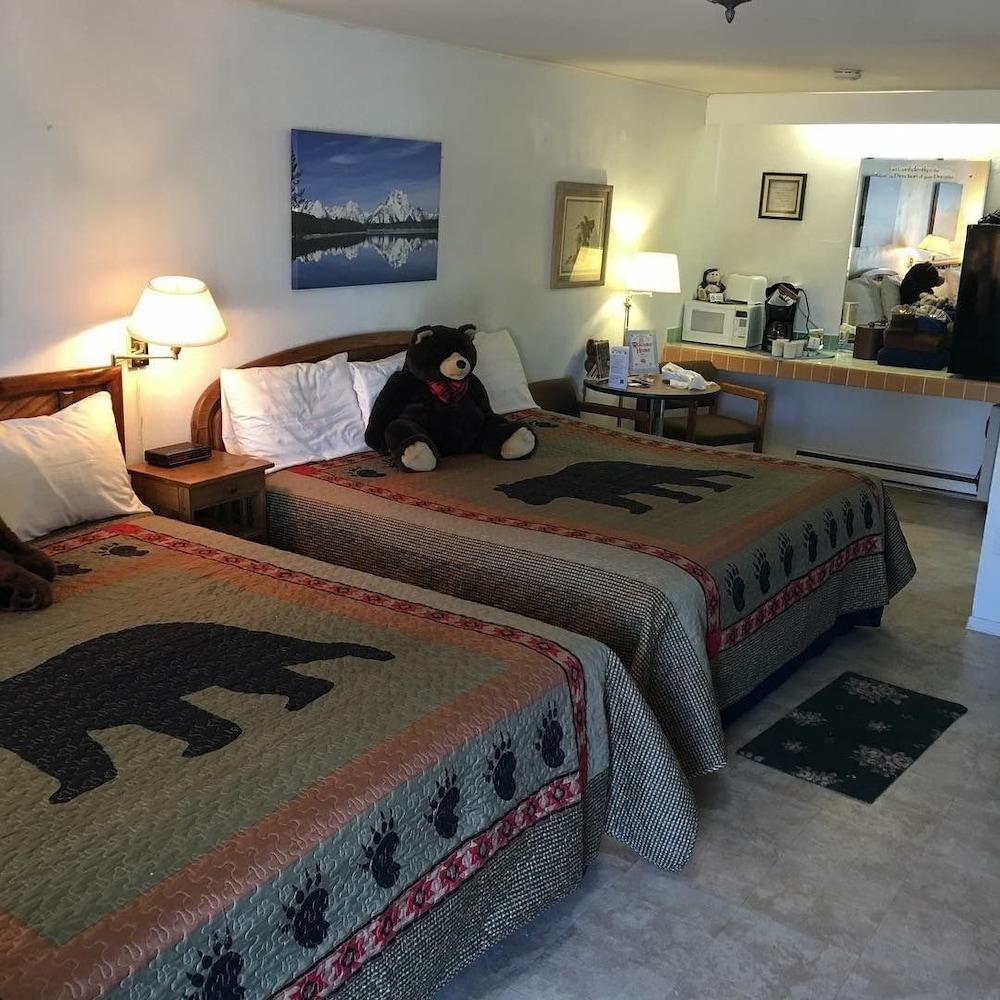Black Bear Inn photo 10