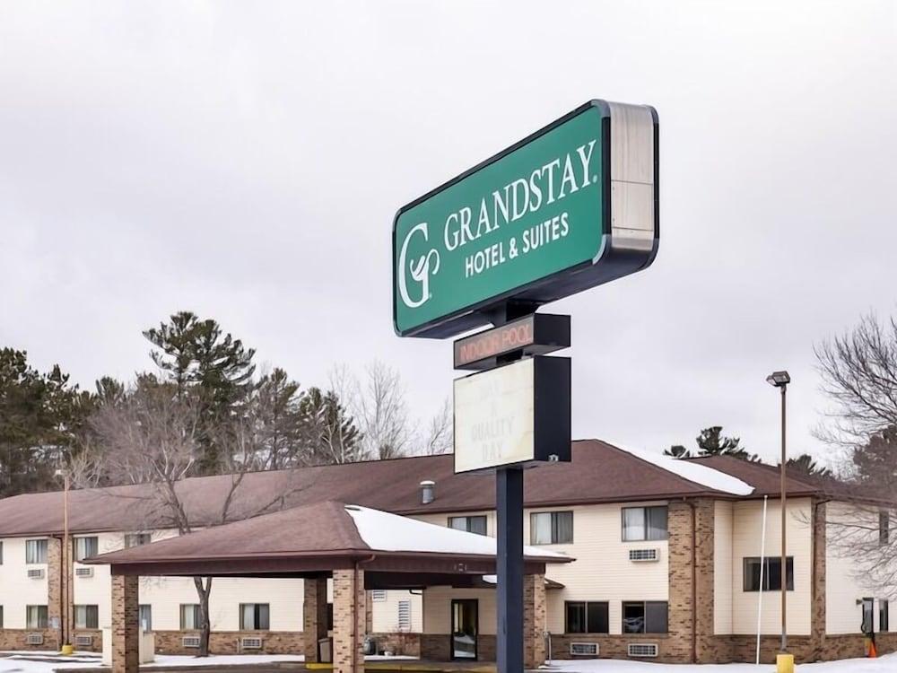 GrandStay Hotel & Suites — hotel in Minocqua