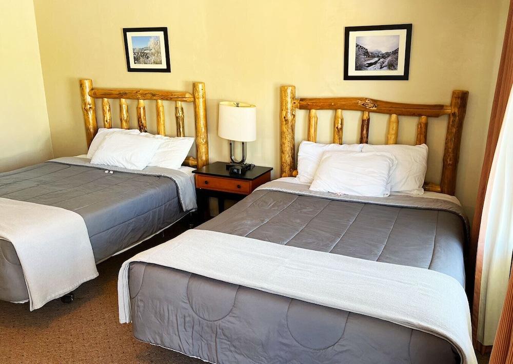 Paiute Trails Inn photo 9