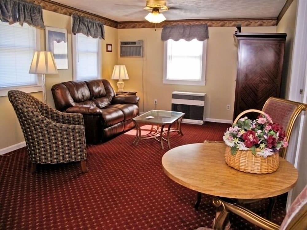 Exit 5 Resort & Condominium photo 45