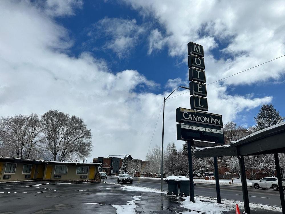 Canyon Inn Motel photo 6