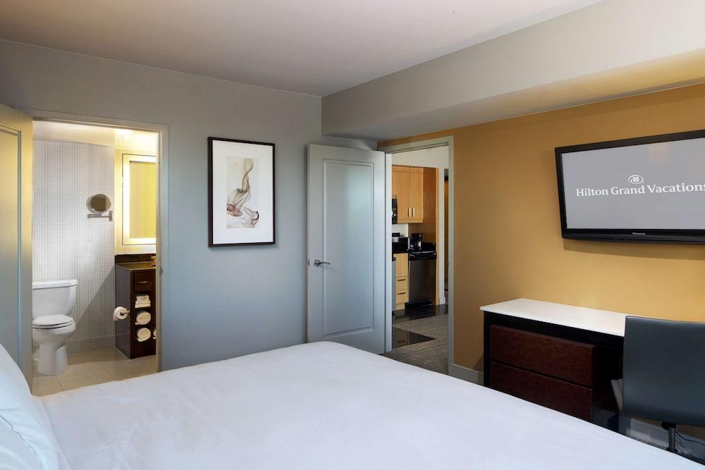 Hilton Grand Vacations Club Elara Center Strip Las Vegas photo 25