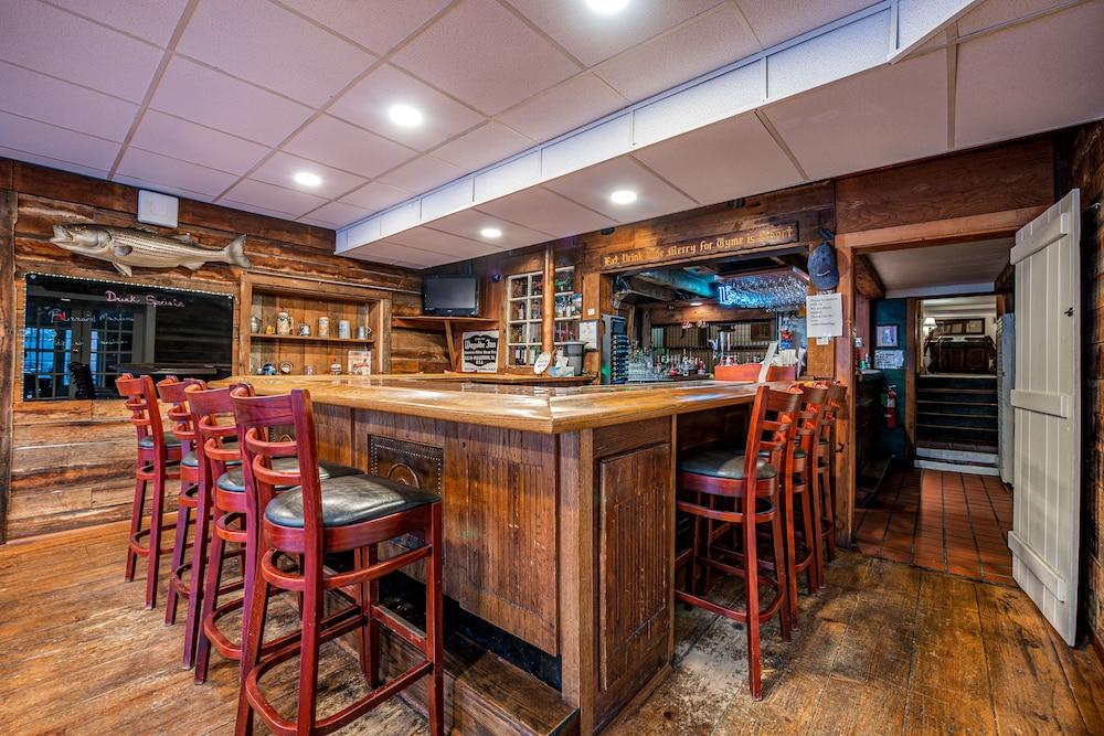 Wayside Inn photo 7