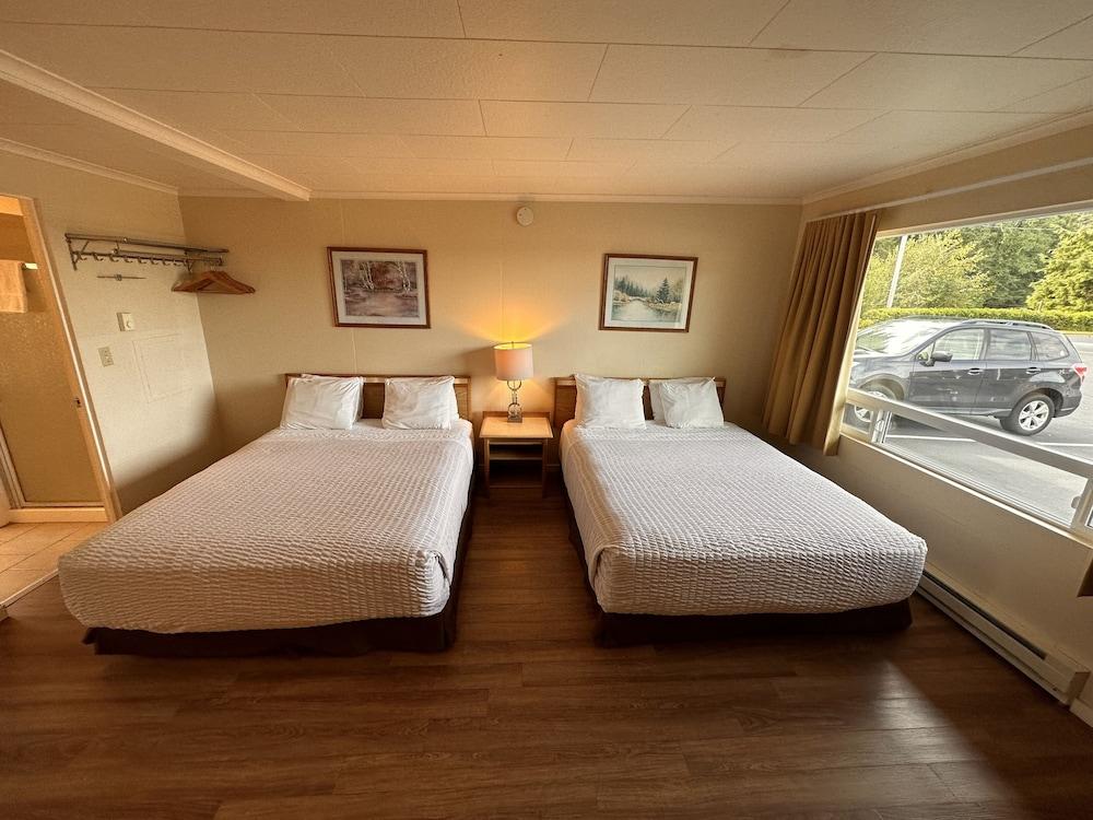 Astoria Crest Motel photo 32