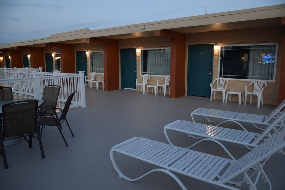 Seahorse Inn photo 23