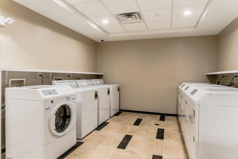Candlewood Suites Hartford Downtown by IHG photo 7