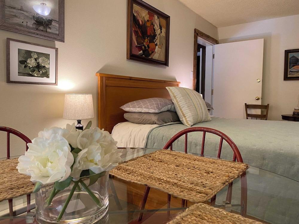 Manitou Lodge photo 37