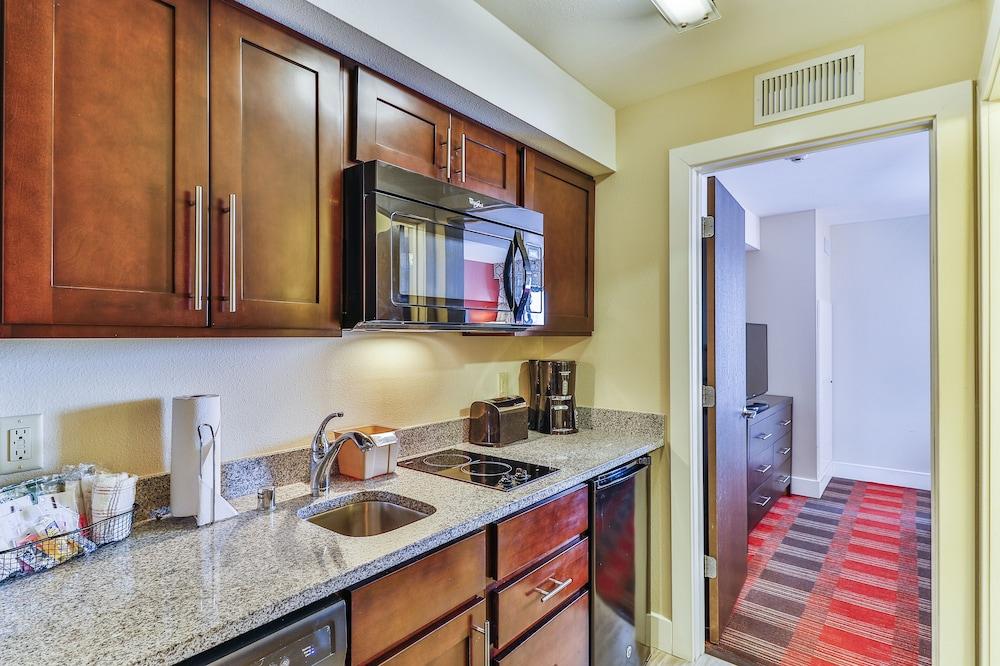 Polynesian Hotel & Suites Wisconsin Dells/Lake Delton photo 34