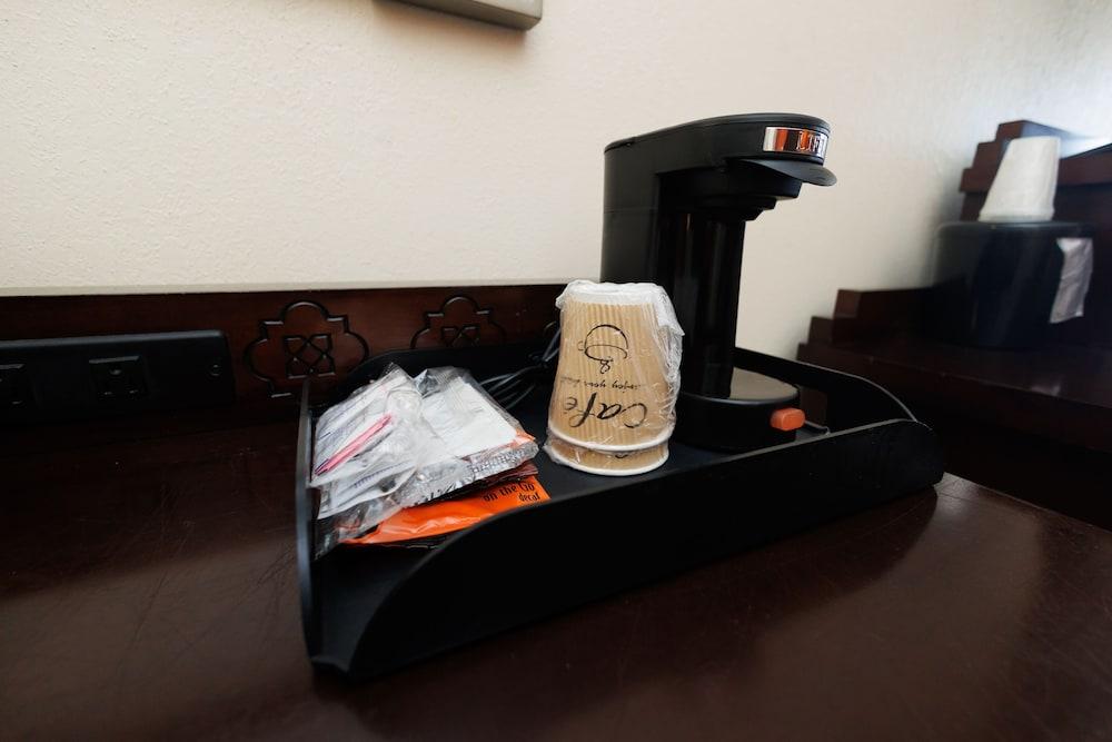 Garnet Inn & Suites, Orlando photo 21