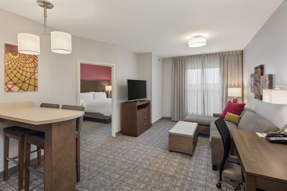 Staybridge Suites Florence - Civic Center by IHG photo 4
