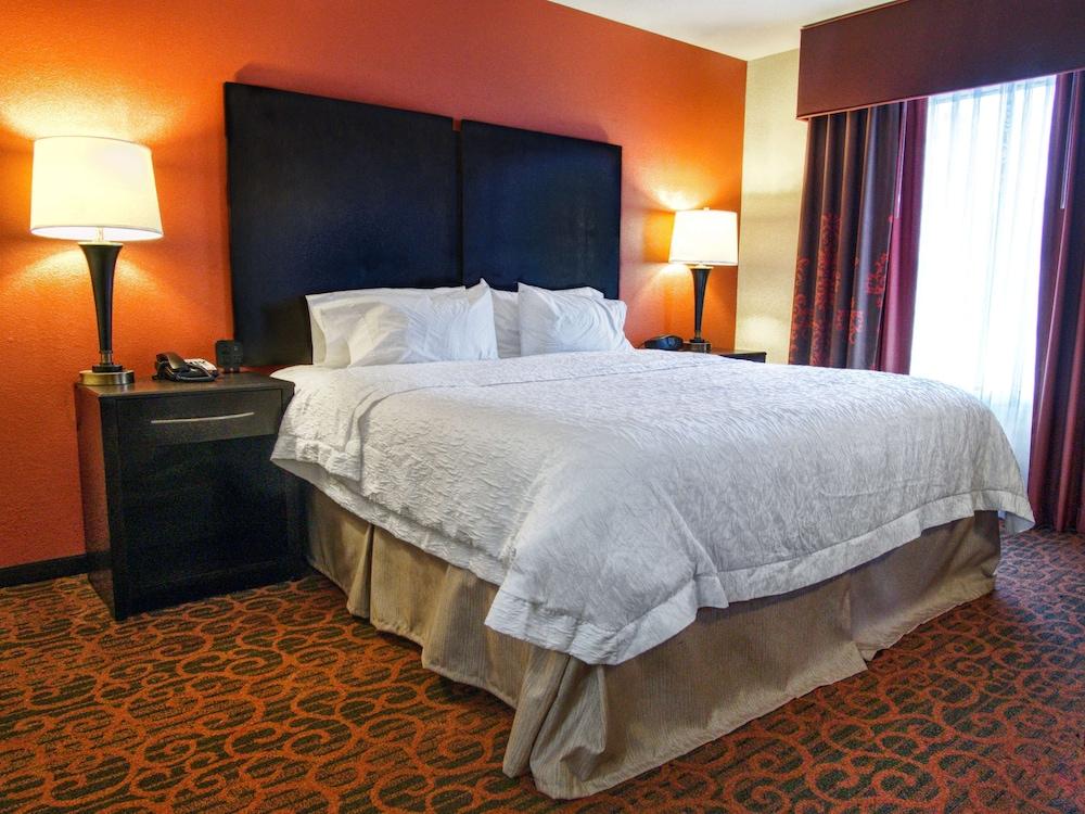 Hampton Inn & Suites Elk City photo 3
