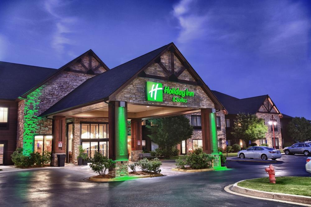 Holiday Inn Hotel & Suites St. Paul NE - Lake Elmo by IHG photo 1