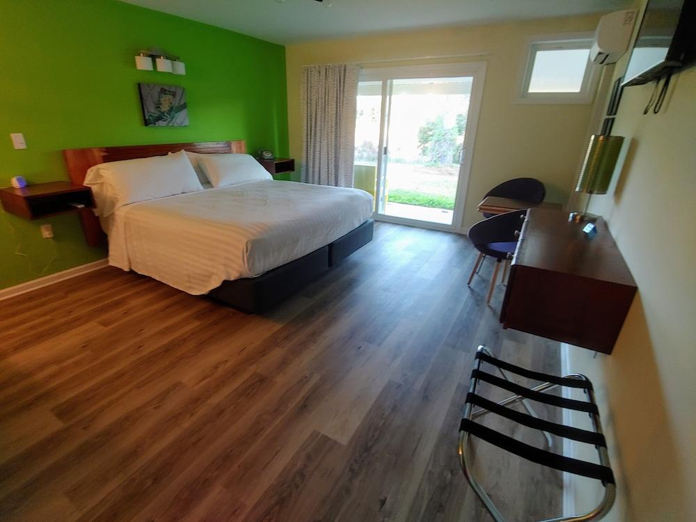 Boiling Spring Lakes Motel photo 5