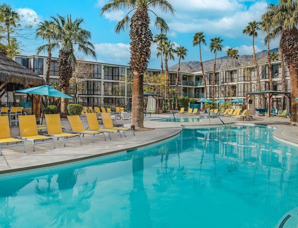 Riviera Resort Palm Springs photo 47
