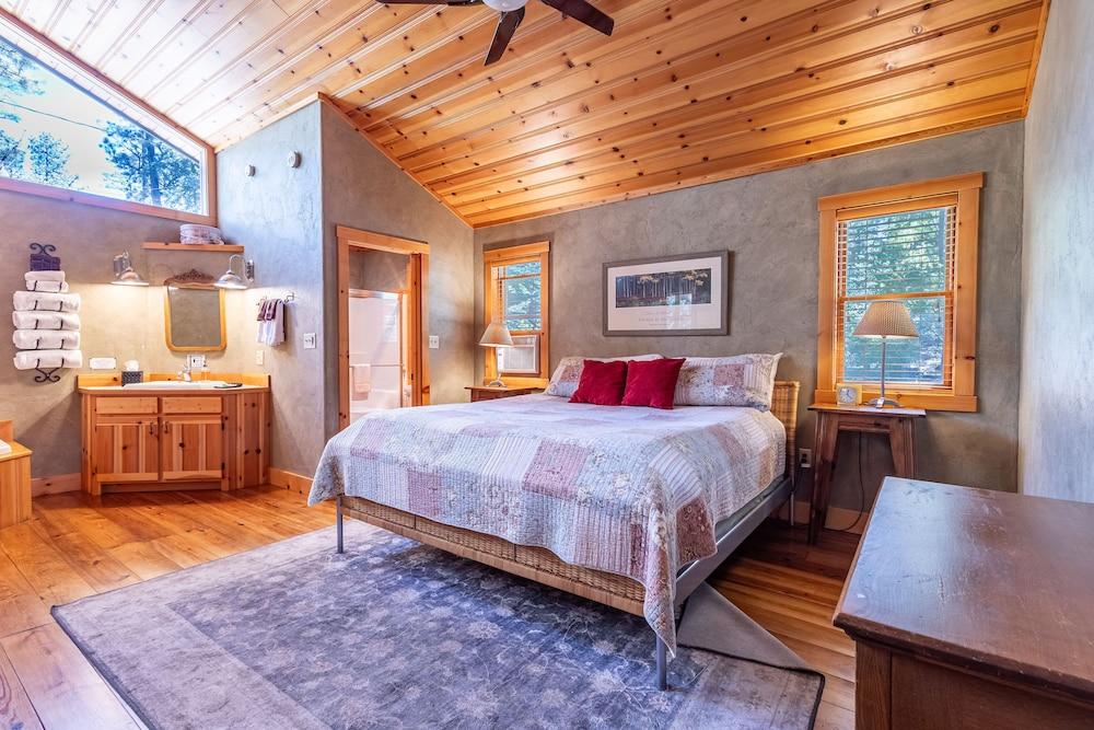 Ruidoso Lodge Cabins photo 13
