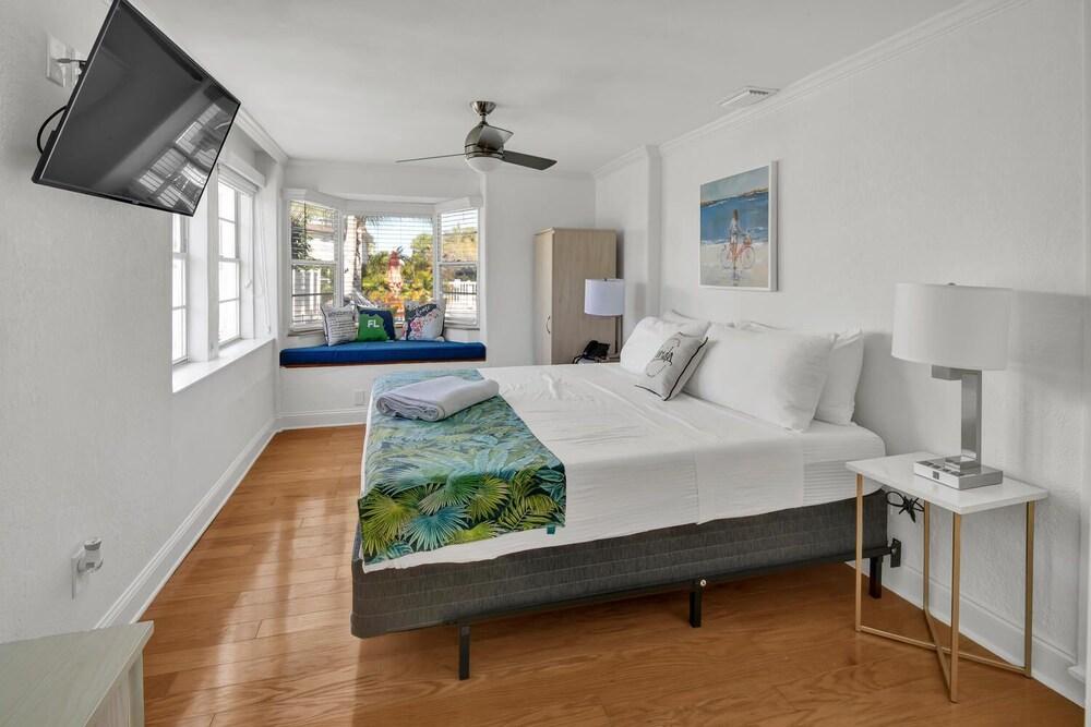 The Villas at St Pete Beach photo 48