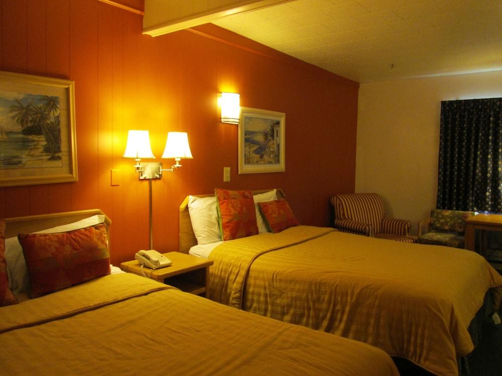Town House Motel Inc photo 7