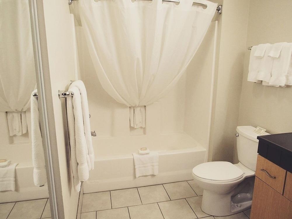 Aspen Extended Stay Suites Kenai photo 13