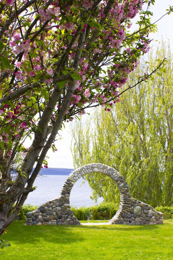 Camano Island Inn photo 6