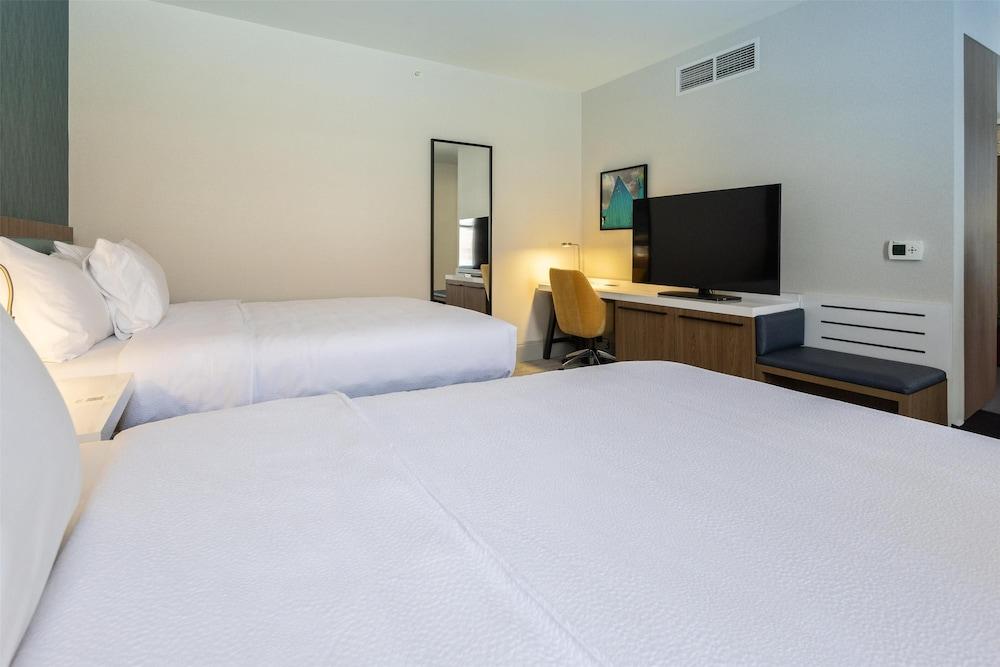 Hilton Garden Inn Dayton Downtown photo 8