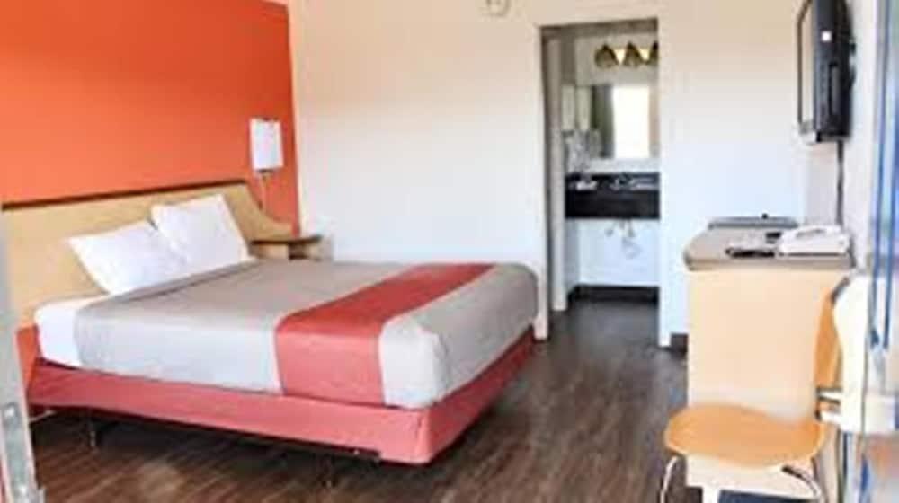 Motel 6 - Dayton, OH photo 19