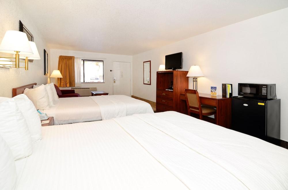 Best Western Colorado River Inn photo 20