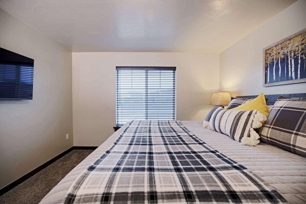 Copper King Convention Center, an Ascend Collection Hotel photo 40