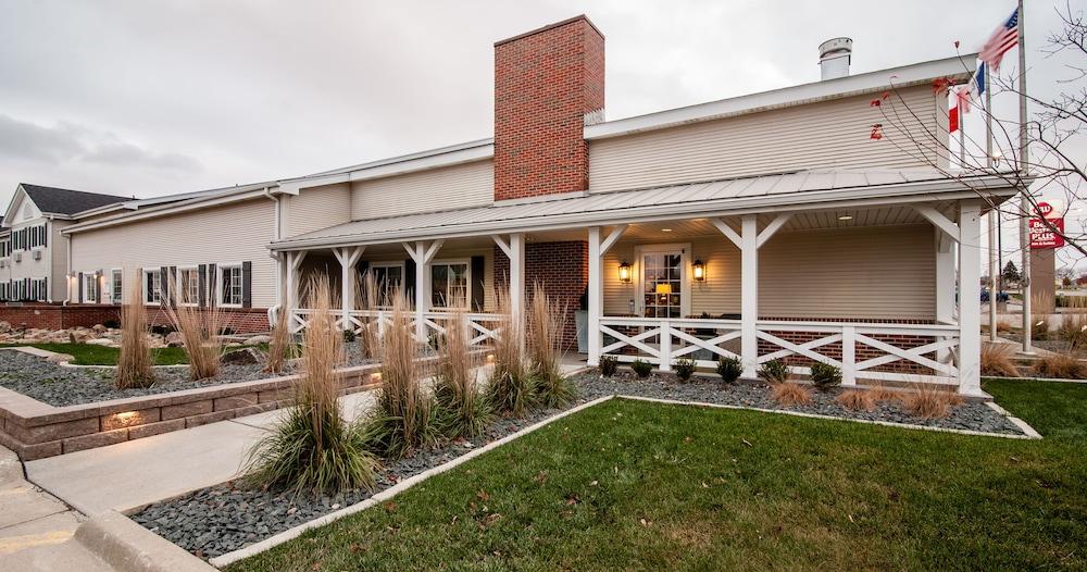 Best Western Plus University Park Inn & Suites photo 33